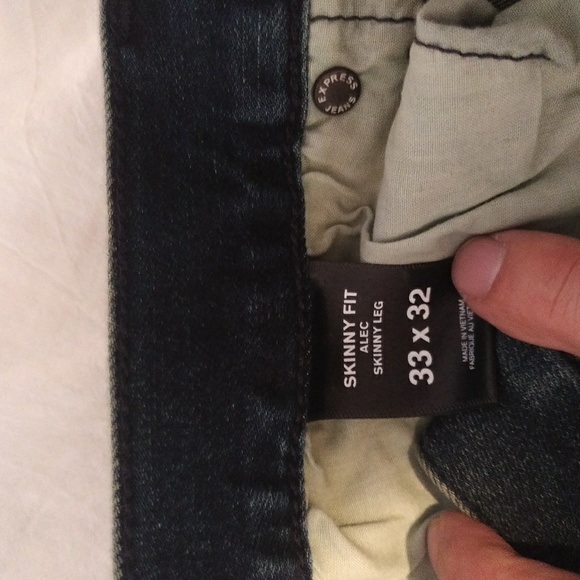 Express Jeans - Picture 3 of 4